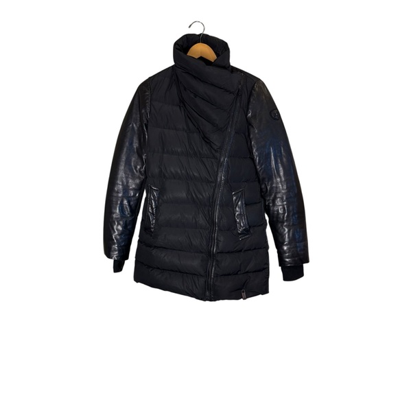 RUDSAK Women’s Black Asymmetrical Puffer Coat w Leather Accents sz M - Picture 1 of 16